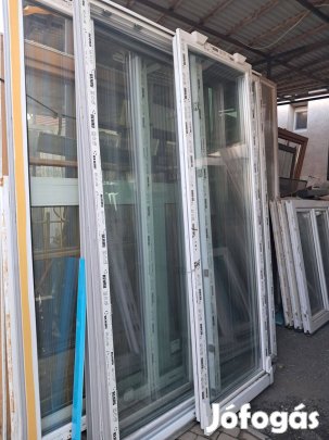 Toló - Bukó teraszajtók