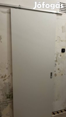 Tolóajtó sínnel 200x150 70cm ajtónyílással