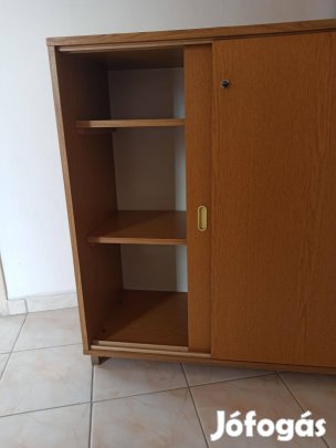 Tolóajtós polcos szekrény, iratszekrény