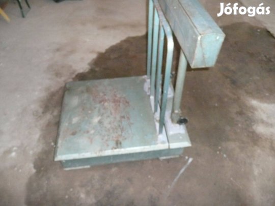 Tolósúlyos mérleg