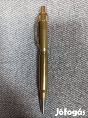 Töltényhüvelyből készült toll