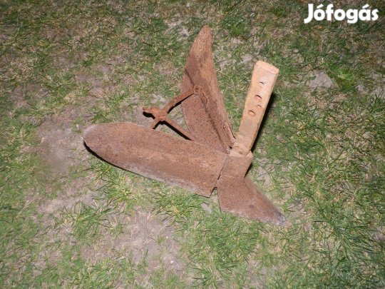 Töltő eke eladó 4000 Ft-ért