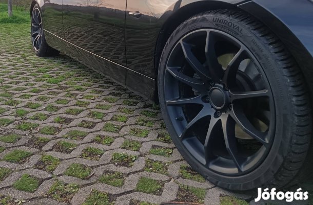 Tomason 255/35 19' felni szett nyári gumival 