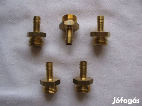 Tömlő csatlakozó idom, réz