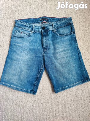 Tommy Hilfiger 164-es fiú térd farmer eladó 