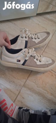 Tommy Hilfiger férfi cipő