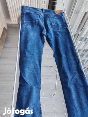 Tommy Hilfiger férfi farmer 36W 32 L