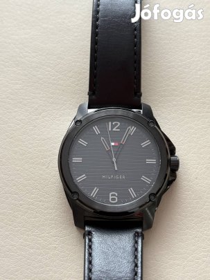 Tommy Hilfiger férfi karóra