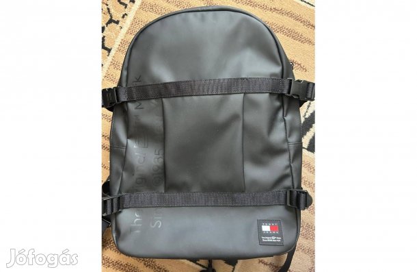Tommy Hilfiger hátizsák