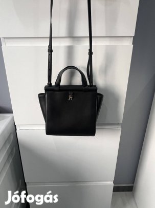 Tommy Hilfiger női táska