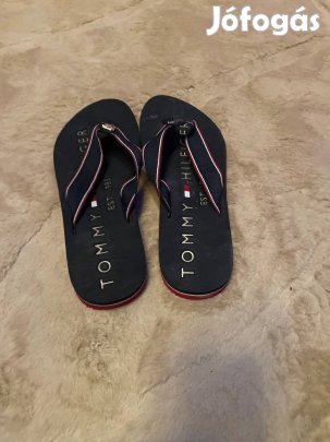 Tommy Hilfiger strand papucs