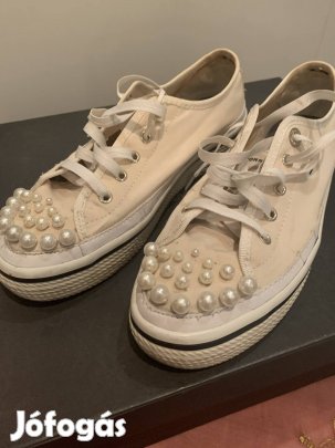 Tommy Hilfiger vászoncipő gyöngy diszítéssel 39-es