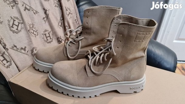 Tommy Jeans bakancs (Új) (44) eladó!
