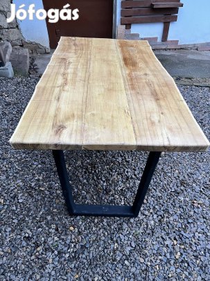 Tömör akác Asztal