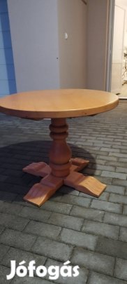Tömör bükkfa asztal