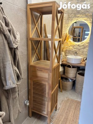 Tömör fa fiókos szekrény