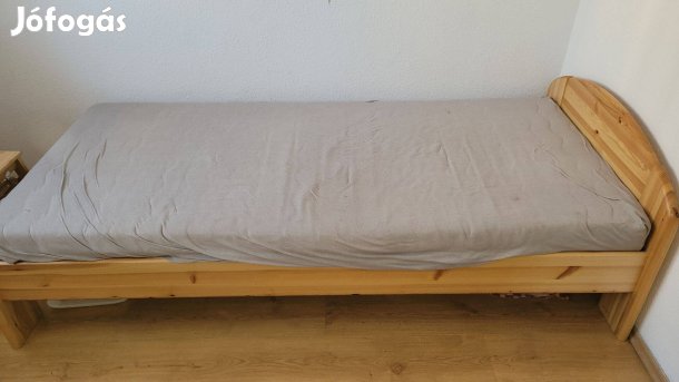 Tömör fenyfő ágy