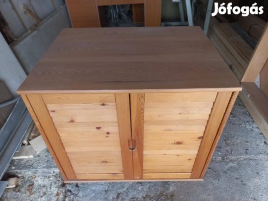 Tömör fenyő kétajtós szekrény (80x60x68 cm) Szeged
