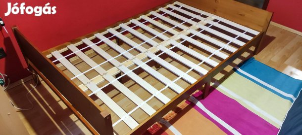 Tömör mézbarna ágykeret+ zsebrugós matrac+ éjjeliszekrény