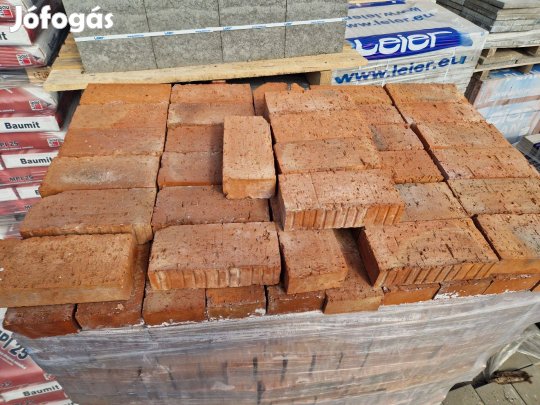 Tömör tégla 25 × 12 × 6,5 cm