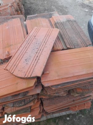 Tondach cserép 1600db kitűnő állapotban elado.Szállitás megoldhato.