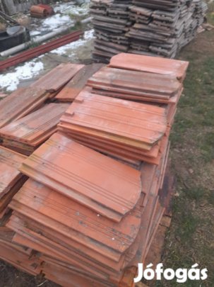 Tondach cserép 1700db kitűnő állapotban elado.Szállitás megoldhato.