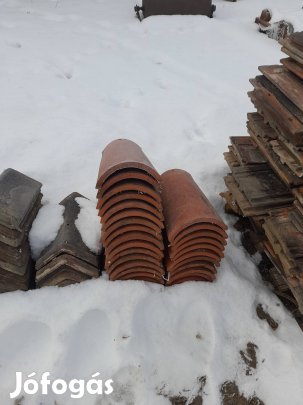 Tondach kupcserép 28db elado.Szállitás megoldhato.