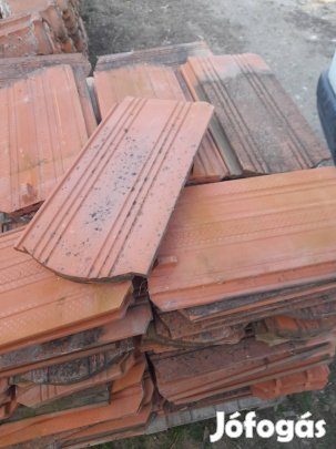 Tondach tetőcserép kitűnő állapotban 1600db elado.