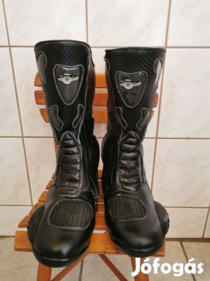 Tonic 43-as csizma eladó, Pár alkalmat használt. Bth 28cm