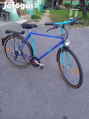 Topline 28-as férfi kerékpár