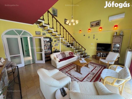 Toponári Városrészben Családi Ház Eladó