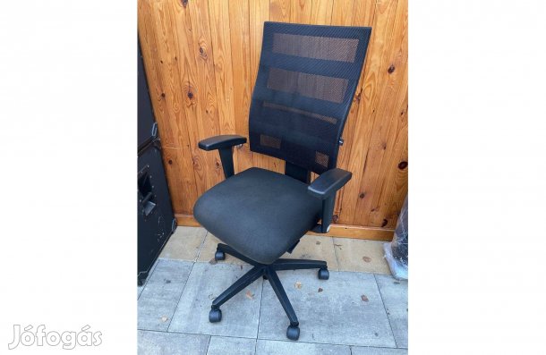 Topstar Prémium Karfás Irodai Forgószék Textil