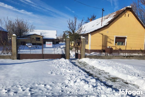 Tornácos családi ház