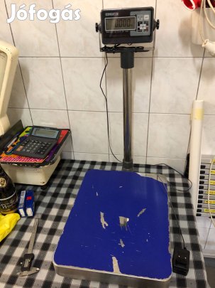 Tornyos digitális mérleg akkumulátorral BW 15H