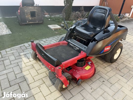 Toro zéró fordulós fűnyíró traktor jó állapotban eladó. 