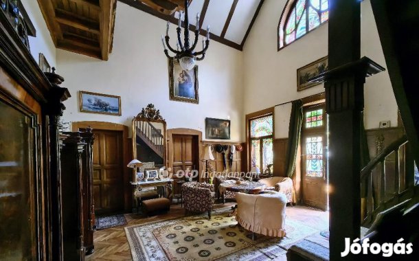 Törökbálinti eladó 426 nm-es ház