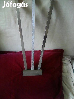 Törölközőtartó fém hármas karos