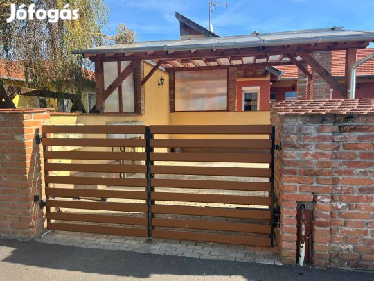 Toronyban csaladi ház eladó