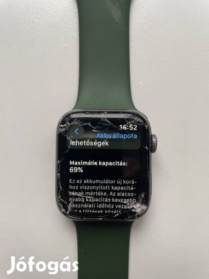 Törött kijelzős Apple Watch Series 5 44mm, töltő és szíj nélkül
