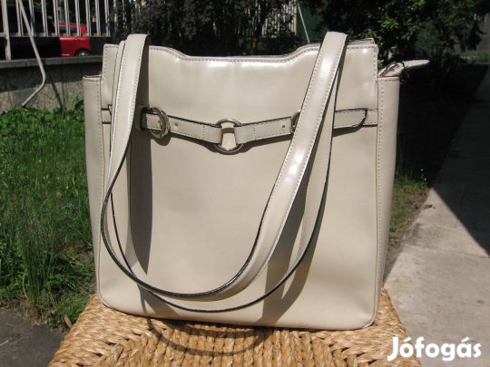 Törtfehér női kézitáska, bőr