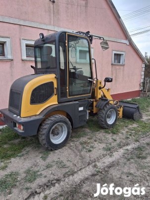 Törzscsuklós rakodógép