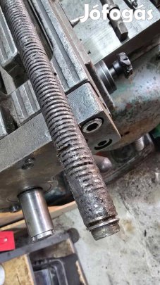 Tos sv18ra keresztszán orsó