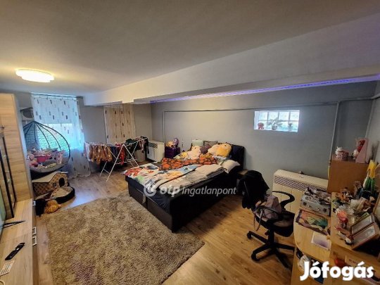 Tótkomlósi eladó 120 nm-es ház