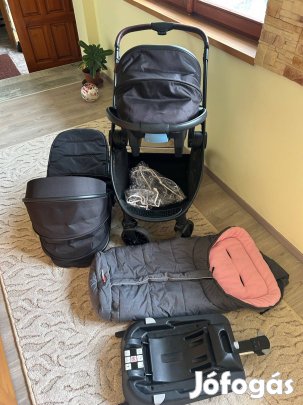 Touragoo 3in1 babakocsi 2026 márciusig garanciás