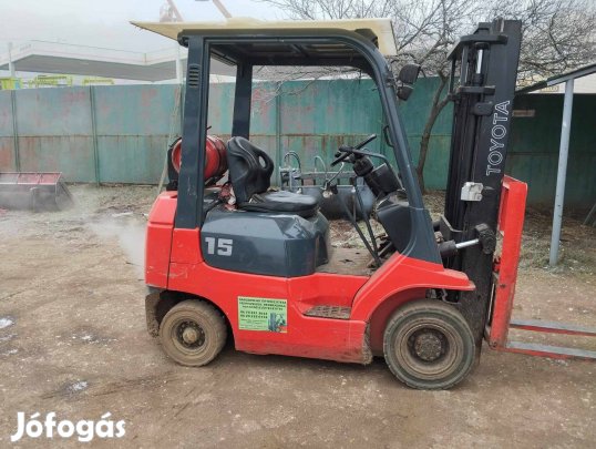 Toyota 7FGL-15; 1,5 tonnás gázüzemű targonca eladó