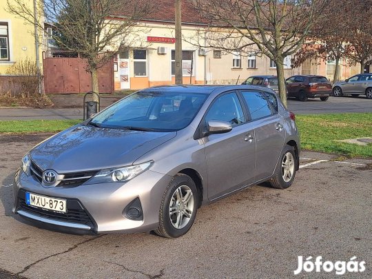 Toyota Auris 1.33 Active Mo-i!