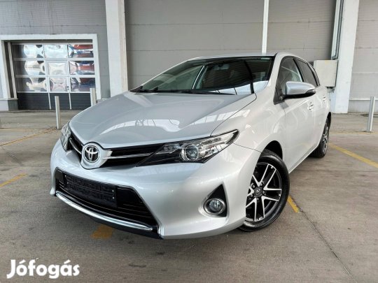 Toyota Auris 1.33 Style !! 1 Év Garanciával !!...