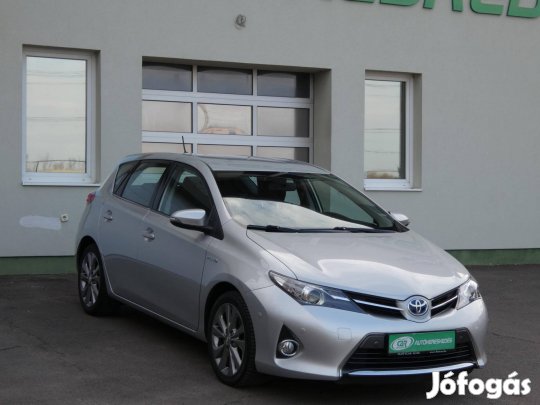 Toyota Auris 1.8 HSD Active (Automata) hybrid-E...