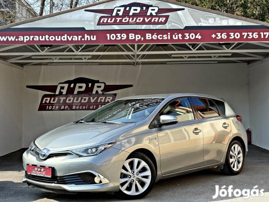 Toyota Auris 1.8 HSD Executive (Automata) Végig...