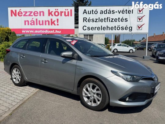 Toyota Auris Touring Sport 1.8HSD Active
